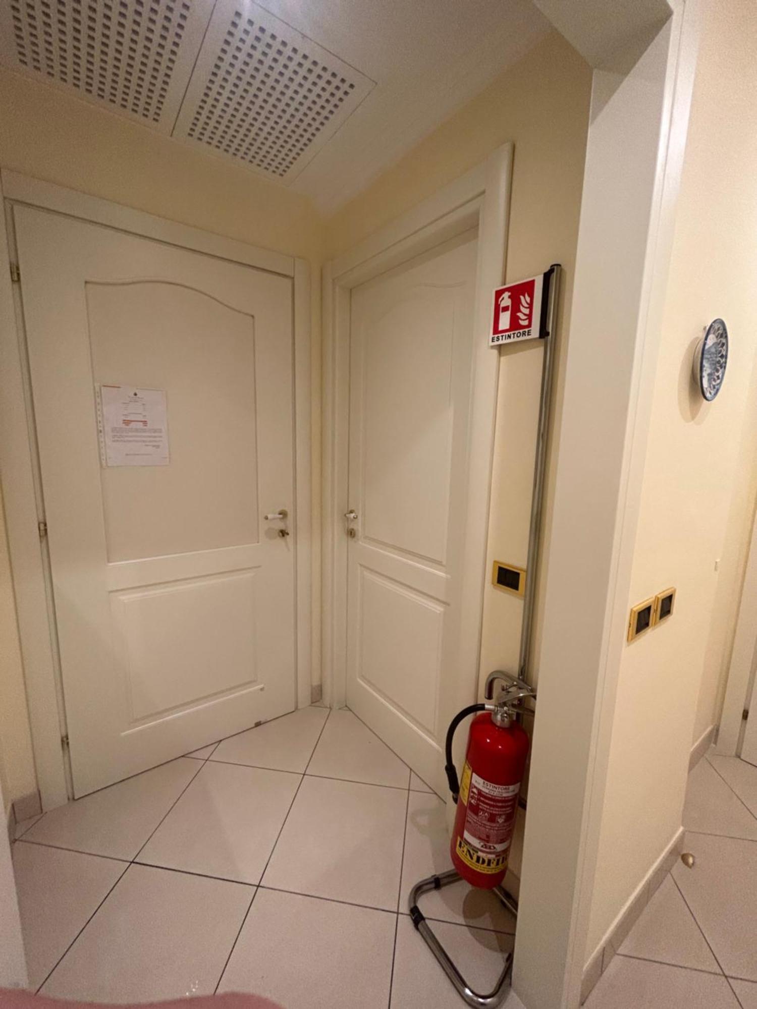 Short-Lets D33, Part Of The House Is Available For Short-Term Rentals In Sorrento Center Exterior foto