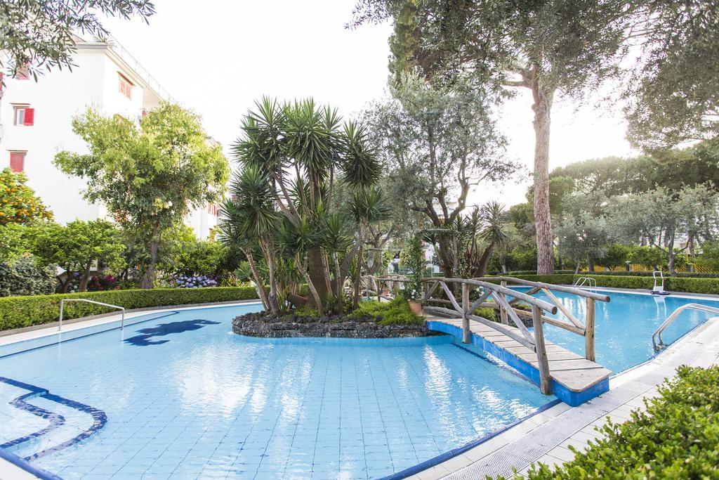 Short-Lets D33, Part Of The House Is Available For Short-Term Rentals In Sorrento Center Exterior foto